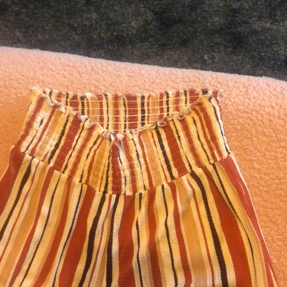 Love Tree Size Large Gaucho Pants Striped - Picture 2 of 5